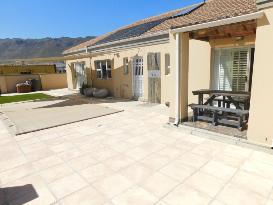 3 Bedroom Property for Sale in Fairview Golf Estate Western Cape